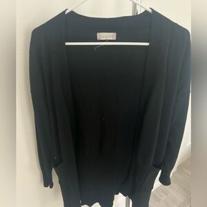 WOMENS BLACK CARDIGAN SIZE SMALL